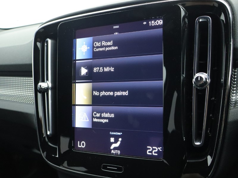 2022 (22) VOLVO XC40 1.5 T3 [163] R DESIGN 5dr Geartronic 4731748