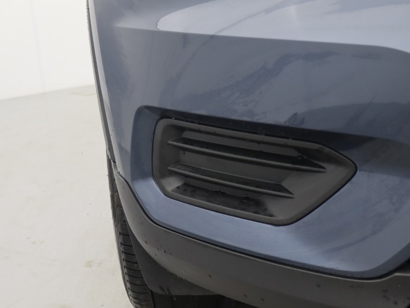 2022 (22) VOLVO XC40 1.5 T3 [163] R DESIGN 5dr Geartronic 4731759