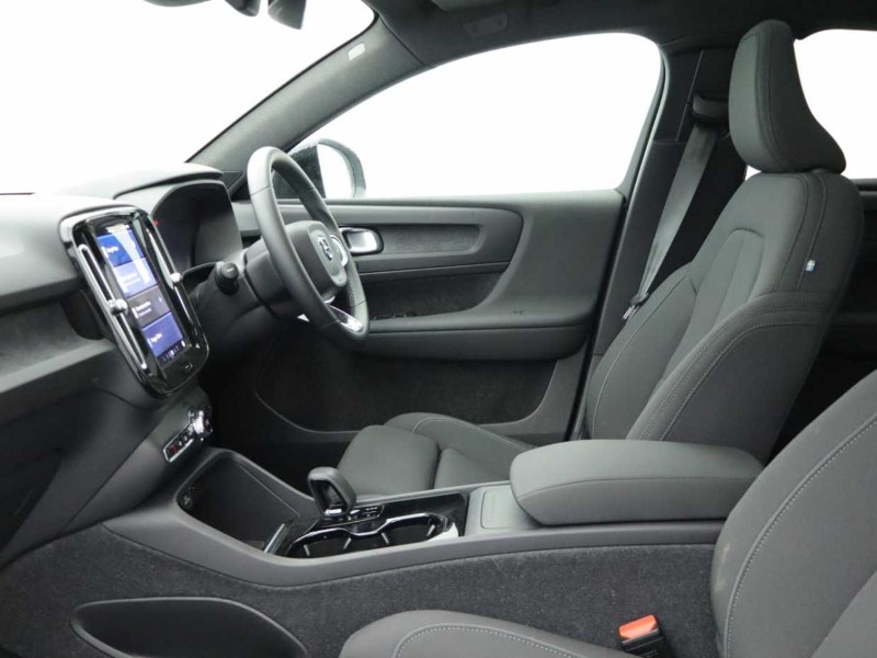 2023 (73) VOLVO C40 175kW Recharge Plus 69kWh 5dr Auto 4746582