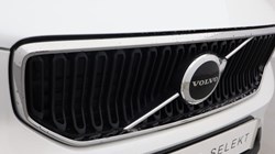 2025 (75) VOLVO XC40 2.0 B3P Core 5dr Auto 4743323