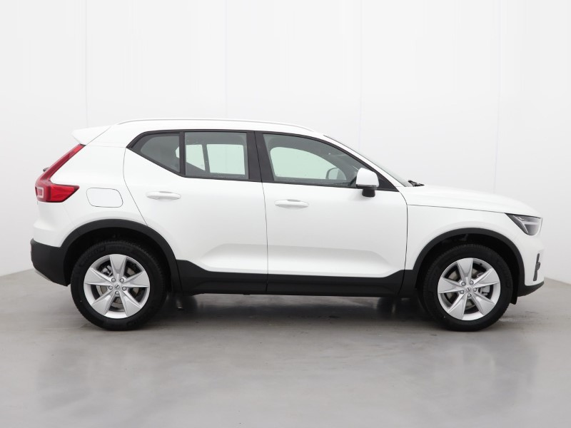 2025 (75) VOLVO XC40 2.0 B3P Core 5dr Auto 4743286