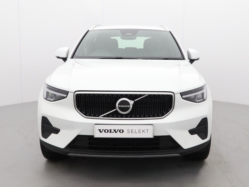 2025 (75) VOLVO XC40 2.0 B3P Core 5dr Auto  *VAT QUALIFYING* 4961484