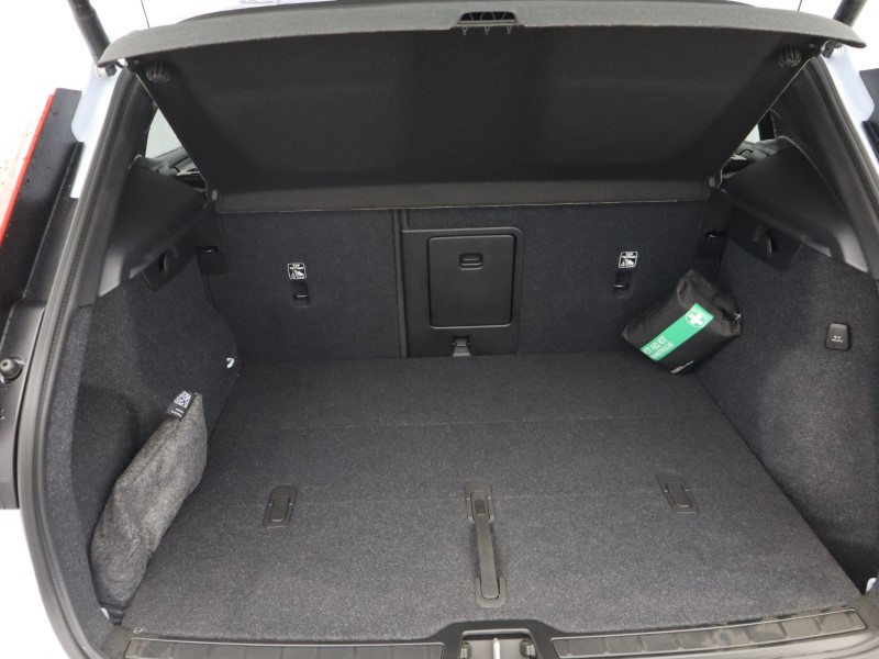 2025 (75) VOLVO XC40 2.0 B3P Plus Dark 5dr Auto 4743492