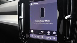 2025 (75) VOLVO XC40 2.0 B3P Plus Dark 5dr Auto 4743479