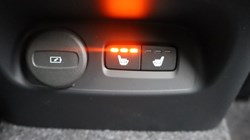 2025 (75) VOLVO XC40 2.0 B3P Plus Dark 5dr Auto 4743471