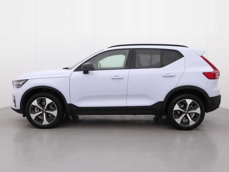 2025 (75) VOLVO XC40 2.0 B3P Plus Dark 5dr Auto 4743448