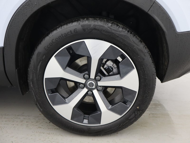 2025 (75) VOLVO XC40 2.0 B3P Plus Dark 5dr Auto 4743495