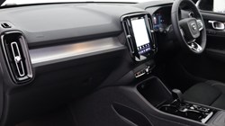 2025 (75) VOLVO XC40 2.0 B3P Plus Dark 5dr Auto 4743465