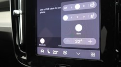 2025 (75) VOLVO XC40 2.0 B3P Plus Dark 5dr Auto 4743480