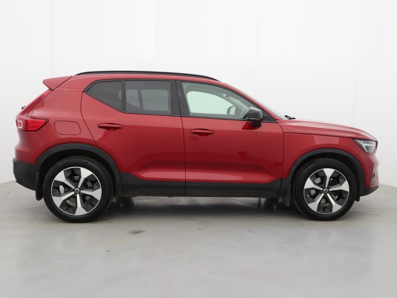 2023 (23) VOLVO XC40 2.0 B4P Ultimate Dark 5dr Auto 4757941