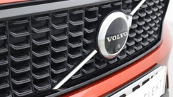 2023 (23) VOLVO XC40 2.0 B4P Ultimate Dark 5dr Auto 4757983