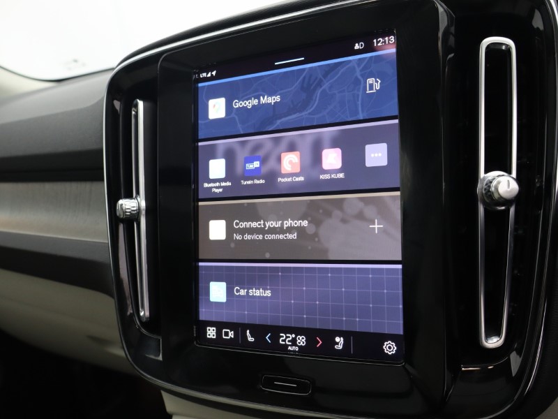 2023 (23) VOLVO XC40 2.0 B4P Ultimate Dark 5dr Auto 4757973