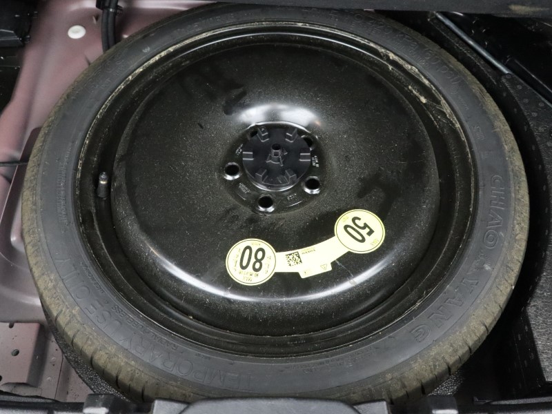 2023 (23) VOLVO XC40 2.0 B4P Ultimate Dark 5dr Auto 4757992