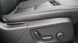 2025 (75) VOLVO XC40 2.0 B4P Ultra Bright 5dr Auto 4847778