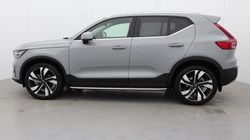 2025 (75) VOLVO XC40 2.0 B4P Ultra Bright 5dr Auto 4847753
