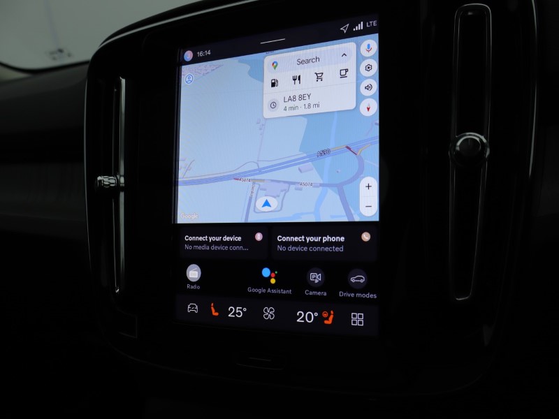 2025 (75) VOLVO XC40 2.0 B4P Ultra Bright 5dr Auto 4847800