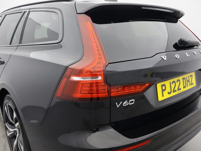 2022 (22) VOLVO V60 2.0 B4P R DESIGN 5dr Auto [7 speed] 4767588