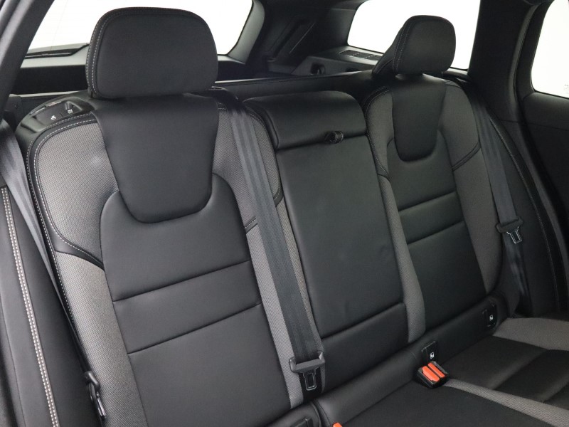 2022 (22) VOLVO V60 2.0 B4P R DESIGN 5dr Auto [7 speed] 4767568