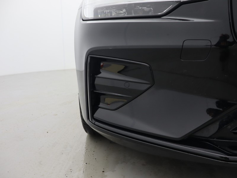 2022 (22) VOLVO V60 2.0 B4P R DESIGN 5dr Auto [7 speed] 4767586