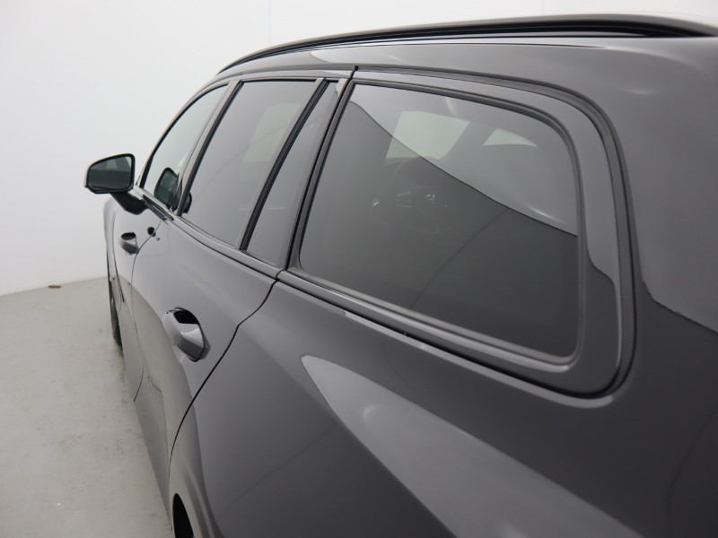 2022 (22) VOLVO V60 2.0 B4P R DESIGN 5dr Auto [7 speed] 4767593