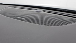 2025 (75) VOLVO V60 2.0 B4P Ultra Dark 5dr Auto *VAT QUALIFYING* 5329315