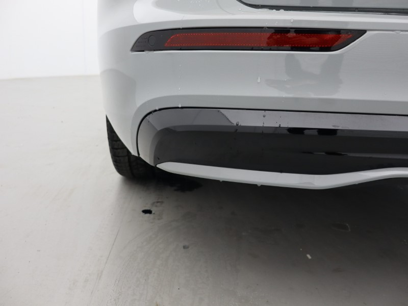 2025 (75) VOLVO V60 2.0 B4P Ultra Dark 5dr Auto *VAT QUALIFYING* 5329269