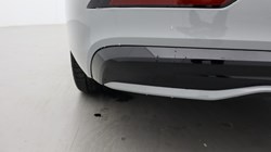 2025 (75) VOLVO V60 2.0 B4P Ultra Dark 5dr Auto *VAT QUALIFYING* 5329269