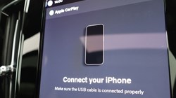 2025 (75) VOLVO V60 2.0 B4P Ultra Dark 5dr Auto *VAT QUALIFYING* 5329306