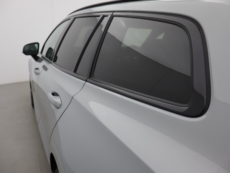 2025 (75) VOLVO V60 2.0 B4P Ultra Dark 5dr Auto *VAT QUALIFYING* 5329270