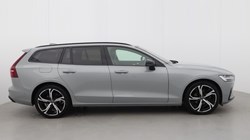 2025 (75) VOLVO V60 2.0 B4P Ultra Dark 5dr Auto *VAT QUALIFYING* 5329254