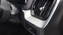 2023 (73) VOLVO XC60 2.0 B4D Plus Dark 5dr AWD Geartronic 4795724