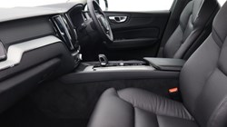 2023 (73) VOLVO XC60 2.0 B4D Plus Dark 5dr AWD Geartronic 4795704