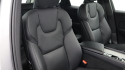 2023 (73) VOLVO XC60 2.0 B4D Plus Dark 5dr AWD Geartronic 4795727