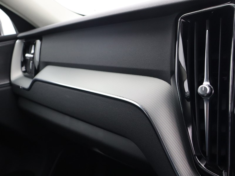 2023 (73) VOLVO XC60 2.0 B4D Plus Dark 5dr AWD Geartronic 4795751