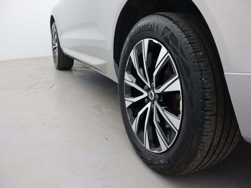 2023 (73) VOLVO XC60 2.0 B4D Plus Dark 5dr AWD Geartronic 4795703
