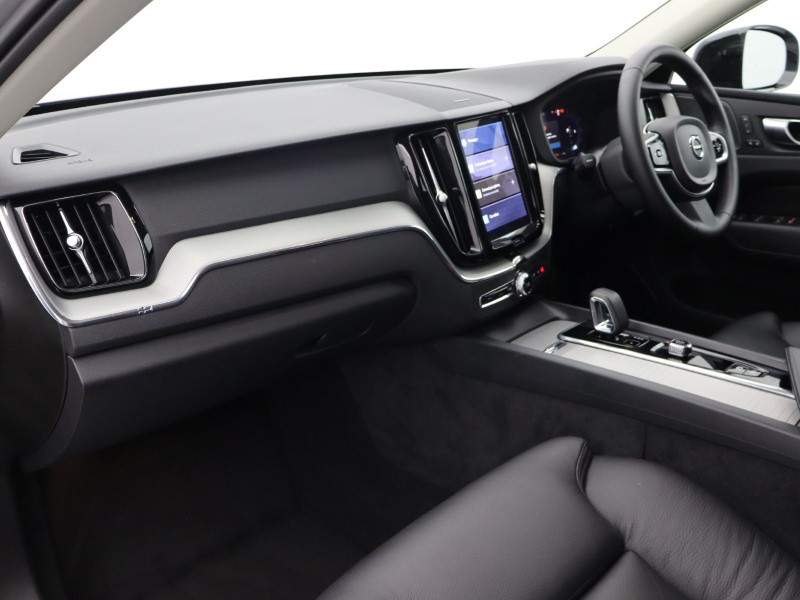 2023 (73) VOLVO XC60 2.0 B4D Plus Dark 5dr AWD Geartronic 4795730