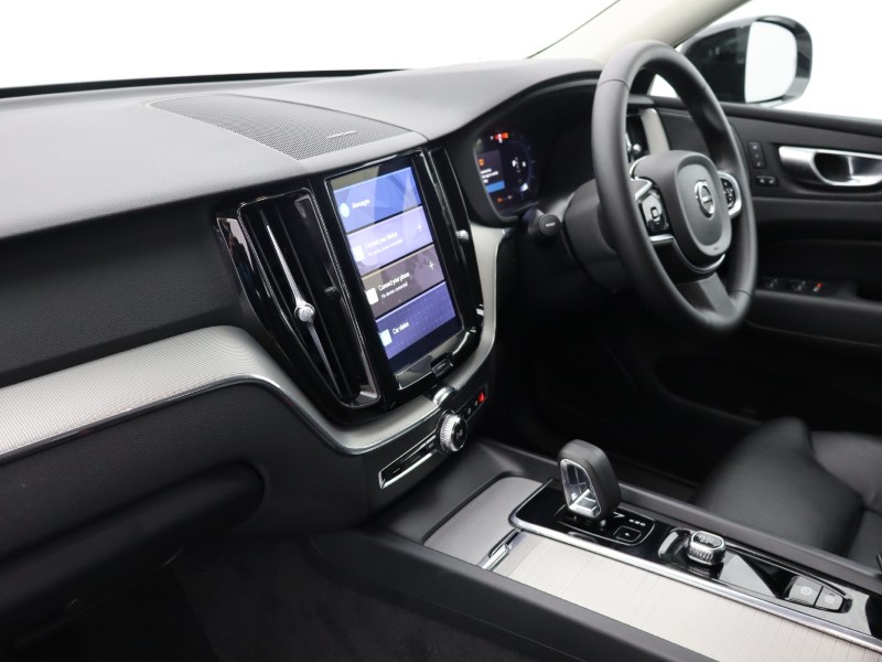 2023 (73) VOLVO XC60 2.0 B4D Plus Dark 5dr AWD Geartronic 4795731