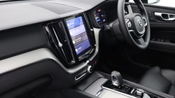 2023 (73) VOLVO XC60 2.0 B4D Plus Dark 5dr AWD Geartronic 4795731
