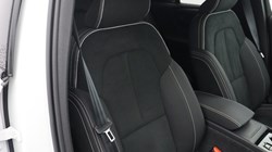 2024 (74) VOLVO XC40 2.0 B3P Plus Dark 5dr Auto 4788400