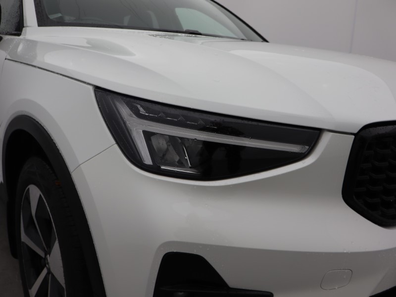 2024 (74) VOLVO XC40 2.0 B3P Plus Dark 5dr Auto 4788381