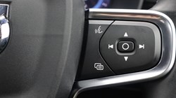 2024 (74) VOLVO XC40 2.0 B3P Plus Dark 5dr Auto 4788413