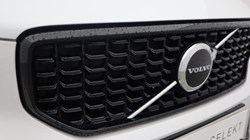 2024 (74) VOLVO XC40 2.0 B3P Plus Dark 5dr Auto 4788382