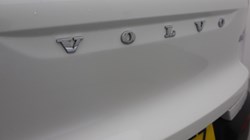 2024 (74) VOLVO XC40 2.0 B3P Plus Dark 5dr Auto 4788369