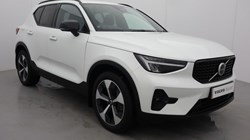2024 (74) VOLVO XC40 2.0 B3P Plus Dark 5dr Auto 4788384