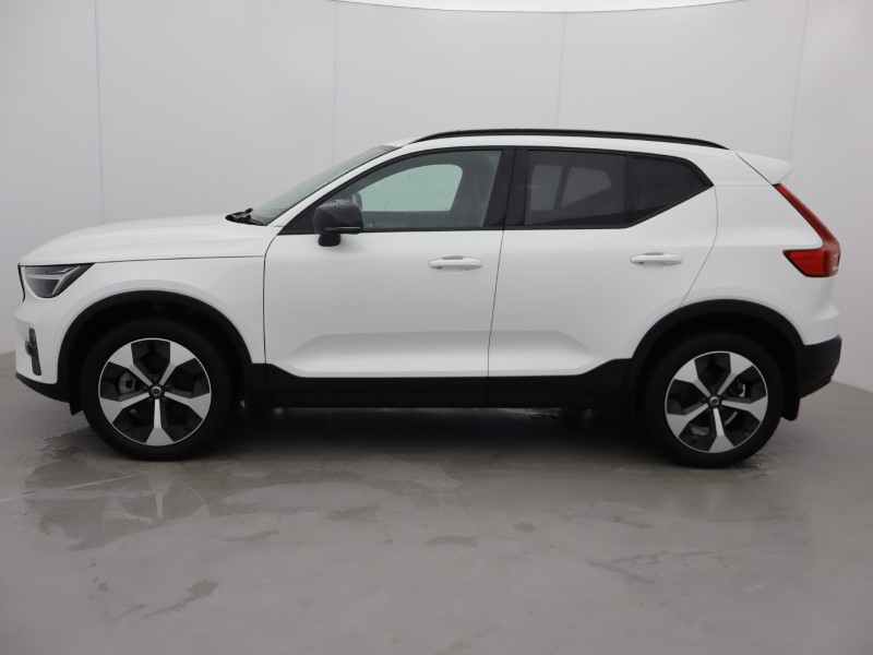 2024 (74) VOLVO XC40 2.0 B3P Plus Dark 5dr Auto 4788378