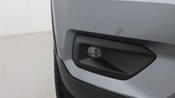 2019 (19) VOLVO XC40 2.0 T4 Momentum Pro 5dr AWD Geartronic 4778221