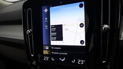 2019 (19) VOLVO XC40 2.0 T4 Momentum Pro 5dr AWD Geartronic 4778211