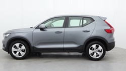2019 (19) VOLVO XC40 2.0 T4 Momentum Pro 5dr AWD Geartronic 4778179