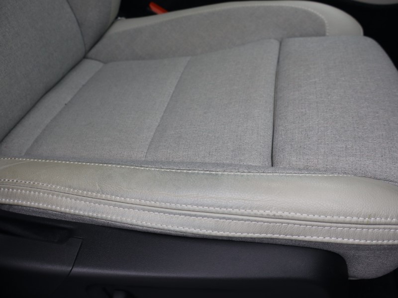 2019 (19) VOLVO XC40 2.0 T4 Momentum Pro 5dr AWD Geartronic 4778196