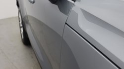 2019 (19) VOLVO XC40 2.0 T4 Momentum Pro 5dr AWD Geartronic 4778222